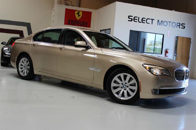 2011 BMW 7 series Recreational