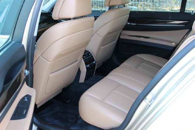 2011 BMW 7 series Recreational