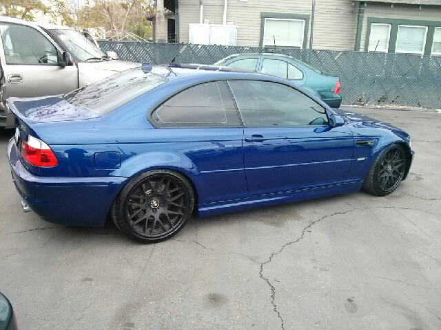 2005 BMW M3 AWD W/1sasunroof