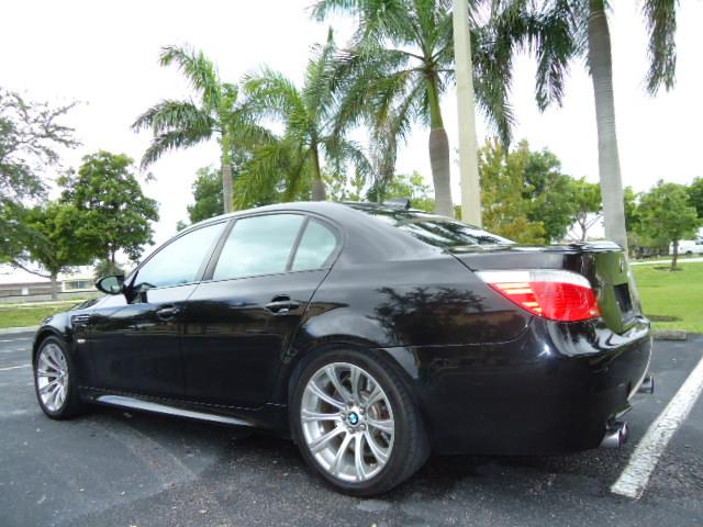 2006 BMW M5 Base