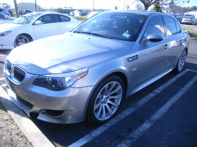 2006 BMW M5 Base