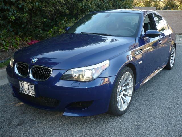 2006 BMW M5 Base