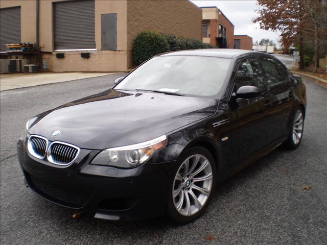 2006 BMW M5 Base