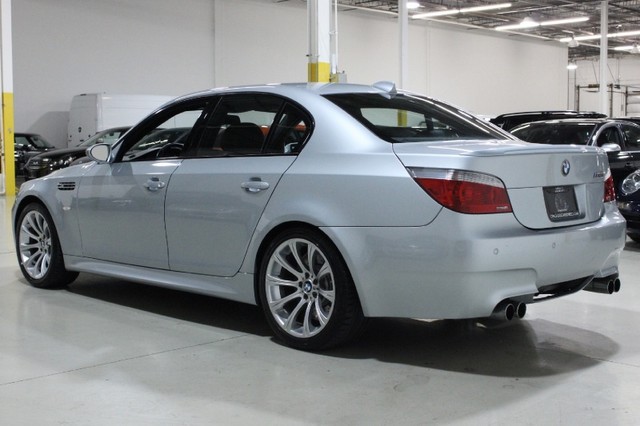 2006 BMW M5 Base