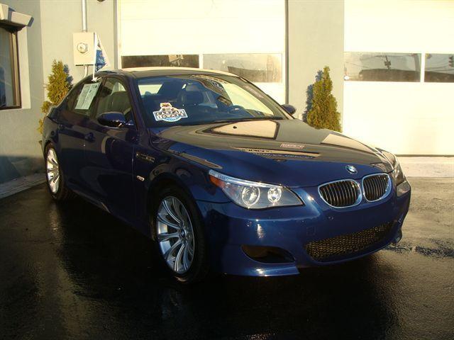 2006 BMW M5 Base