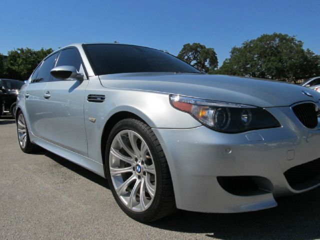 2006 BMW M5 3.5tl W/tech Pkg