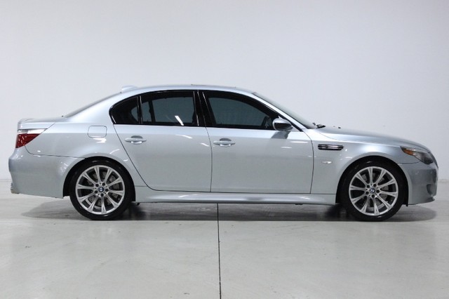 2006 BMW M5 Base