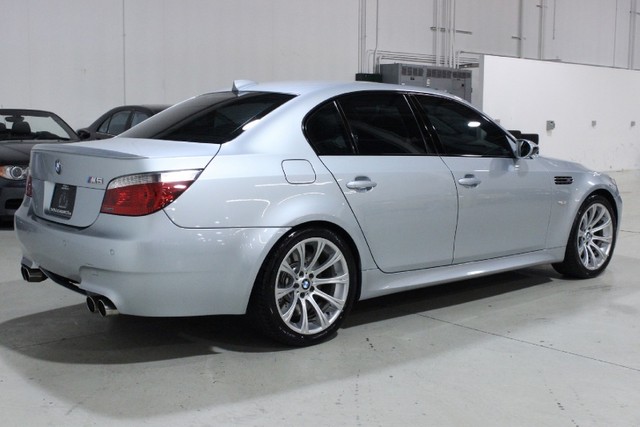 2006 BMW M5 Base