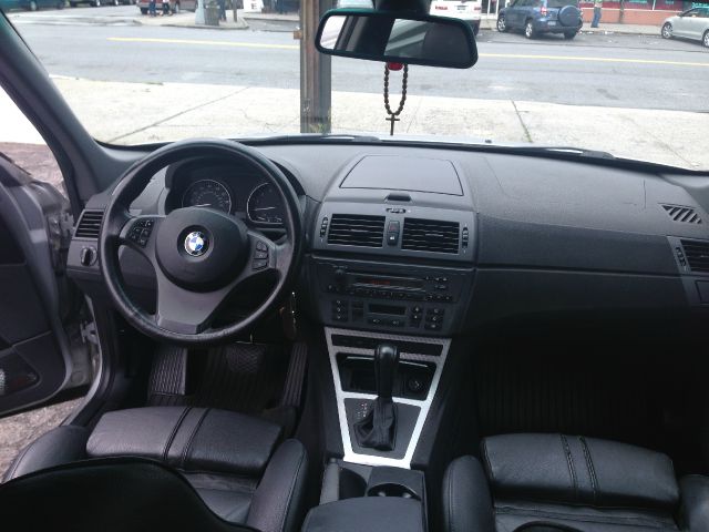 2004 BMW X3 Lightning