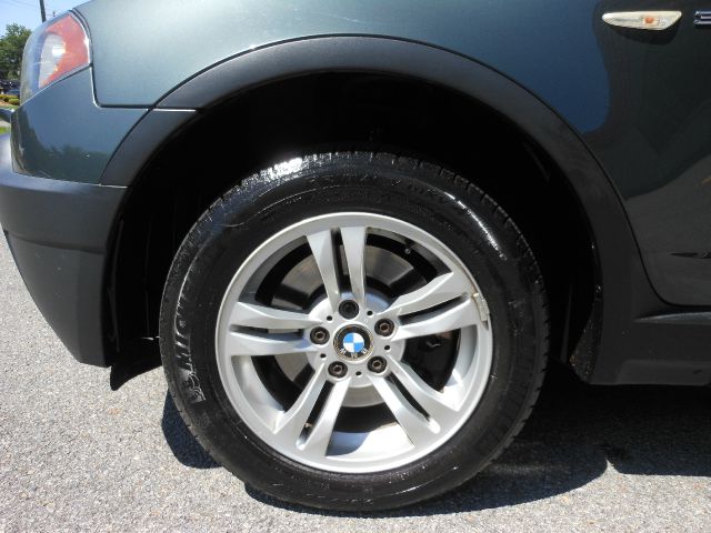 2005 BMW X3 Lightning