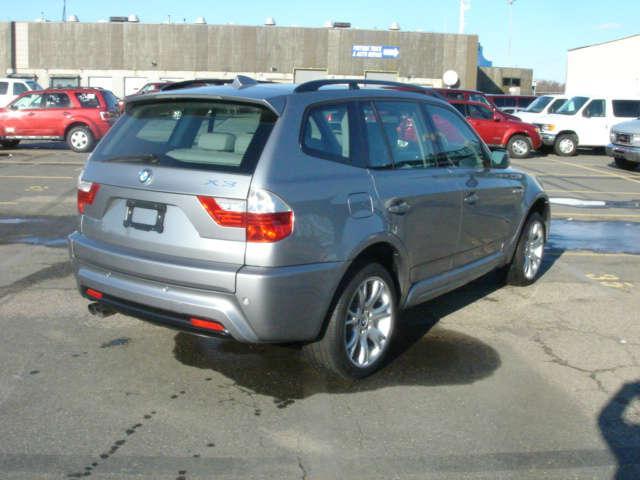 2007 BMW X3 4 DOOR CAB