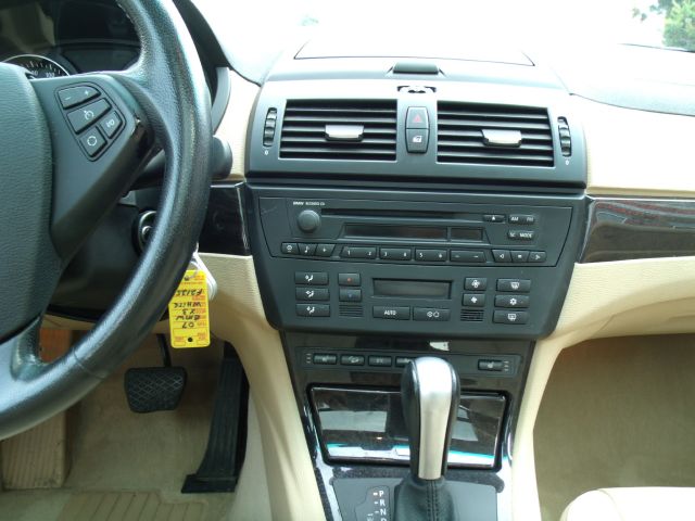 2007 BMW X3 4 DOOR CAB