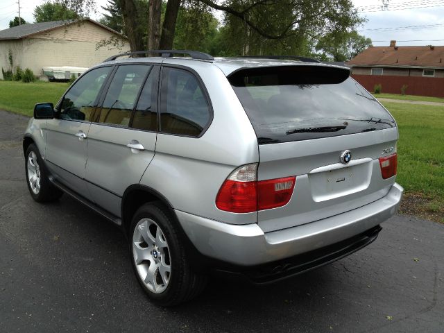 2000 BMW X5 Luxury 4WD