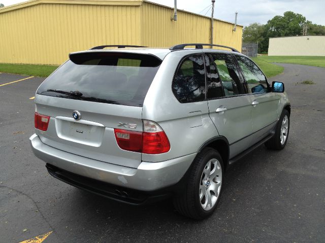 2000 BMW X5 Luxury 4WD