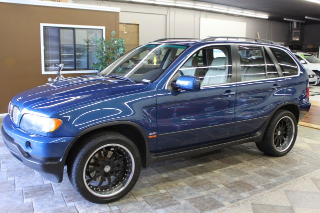 2001 BMW X5 Luxury 4WD