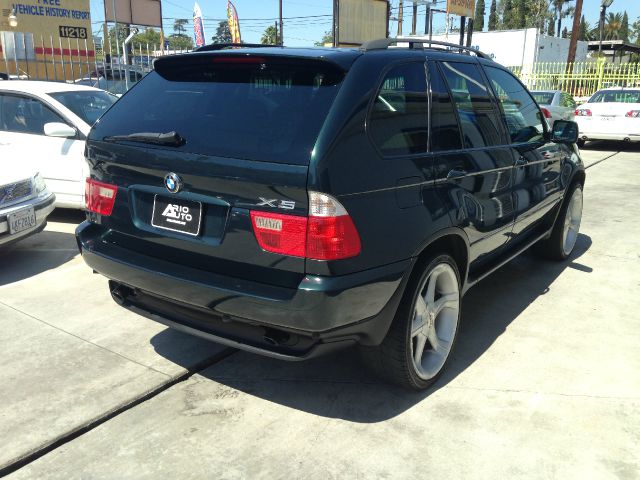 2001 BMW X5 Lightning