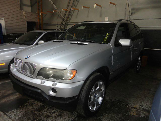 2001 BMW X5 ONE Owner Black Beauty