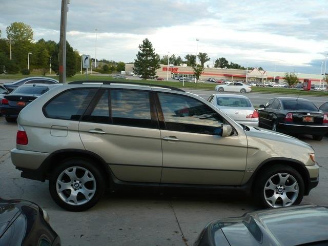 2001 BMW X5 Luxury 4WD