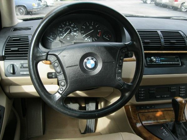 2001 BMW X5 Lightning