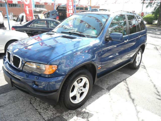 2001 BMW X5 Lightning