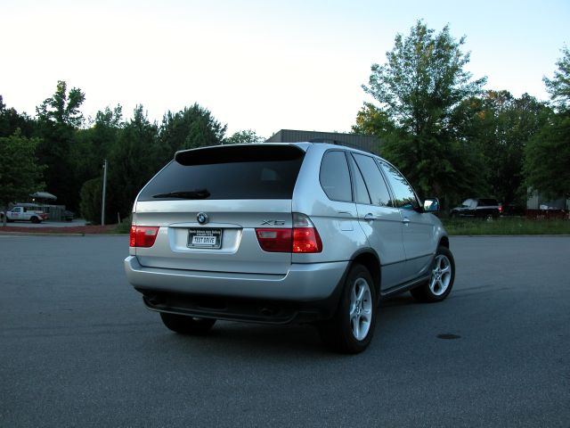 2001 BMW X5 Lightning