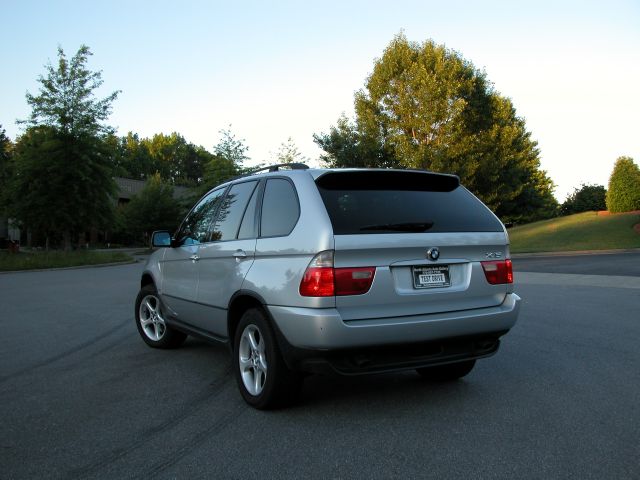 2001 BMW X5 Lightning