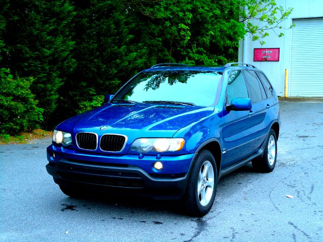 2001 BMW X5 Lightning