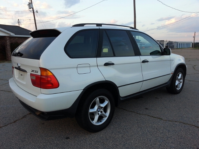 2001 BMW X5 Lightning