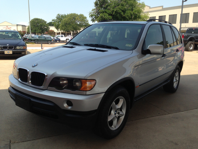 2001 BMW X5 Lightning