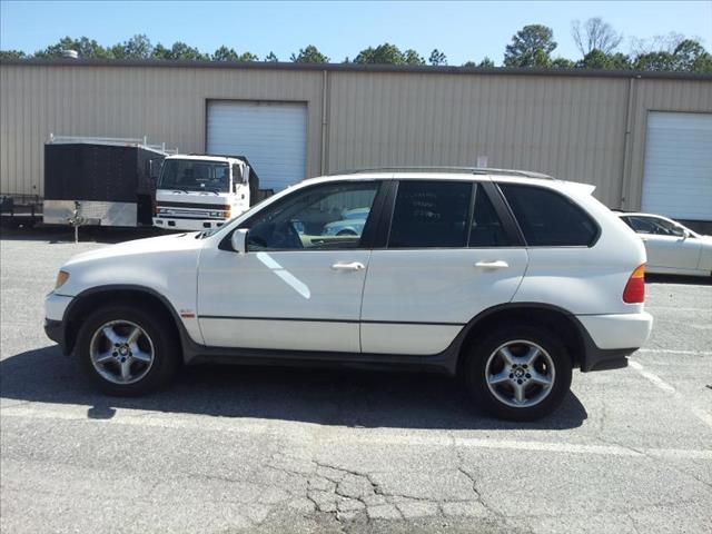 2001 BMW X5 HD EXT CAB 155.5 WB C6P