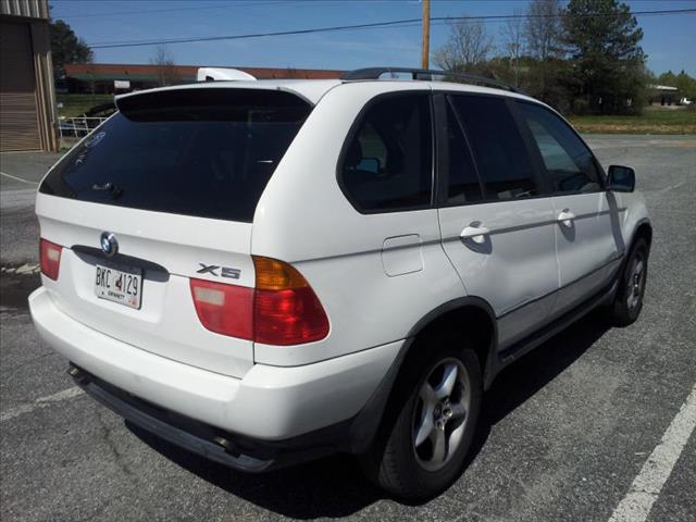 2001 BMW X5 HD EXT CAB 155.5 WB C6P