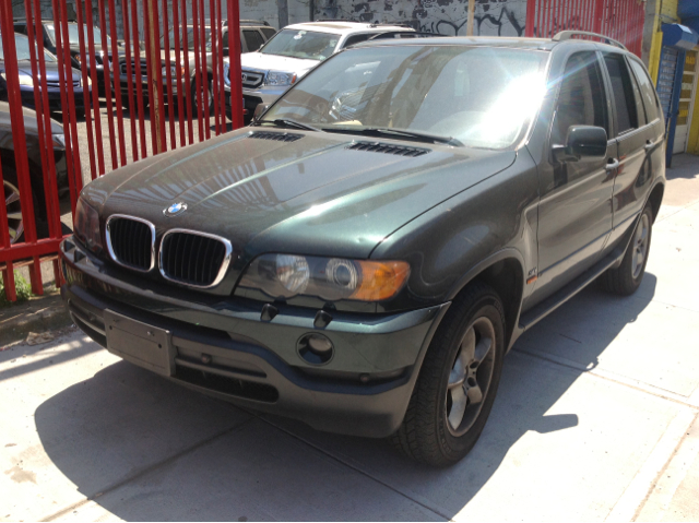 2001 BMW X5 Lightning