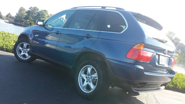 2001 BMW X5 Luxury 4WD