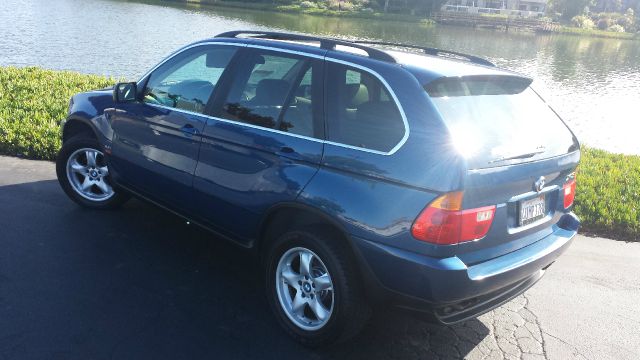 2001 BMW X5 Luxury 4WD