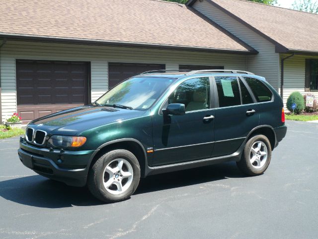 2001 BMW X5 Lightning