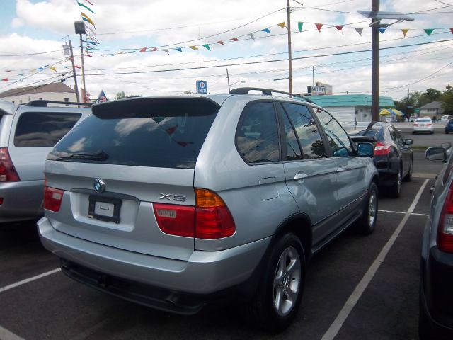 2002 BMW X5 Lightning