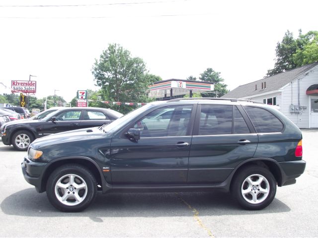 2002 BMW X5 Lightning