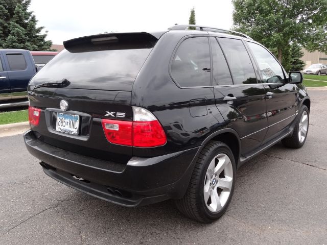 2002 BMW X5 Lightning