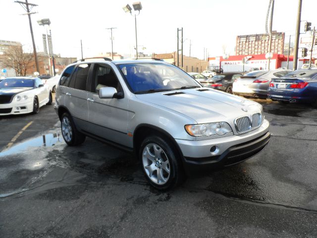 2002 BMW X5 Lightning