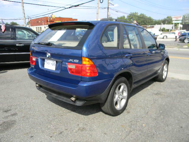 2002 BMW X5 Lightning