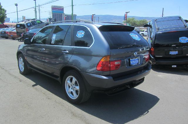 2002 BMW X5 2WD Reg Cab 145