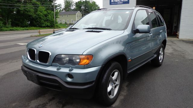 2002 BMW X5 Lightning