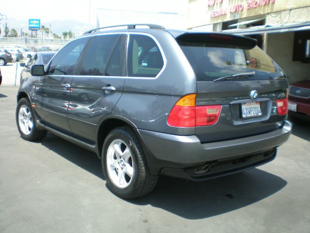 2002 BMW X5 Luxury 4WD