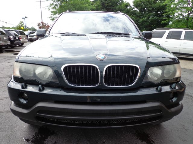 2002 BMW X5 Lightning