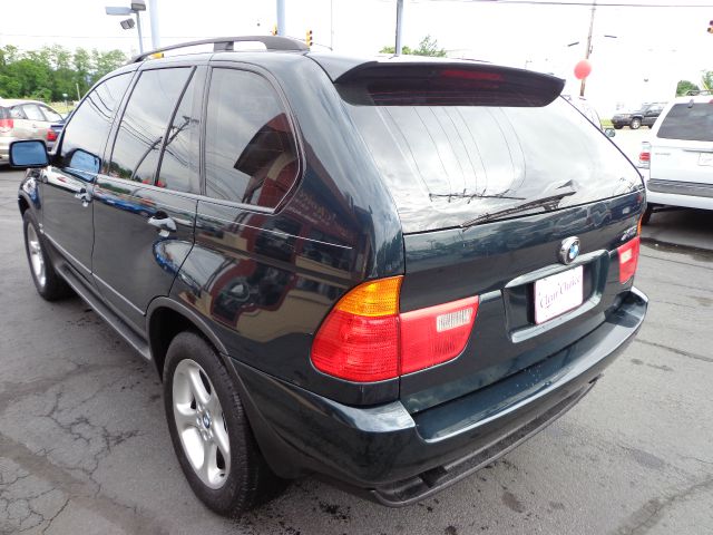 2002 BMW X5 Lightning