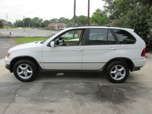 2002 BMW X5 XLT Popular 2 4WD