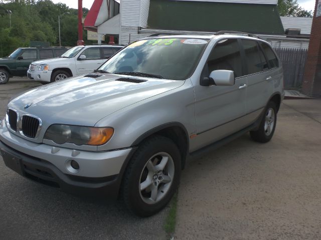 2002 BMW X5 Lightning