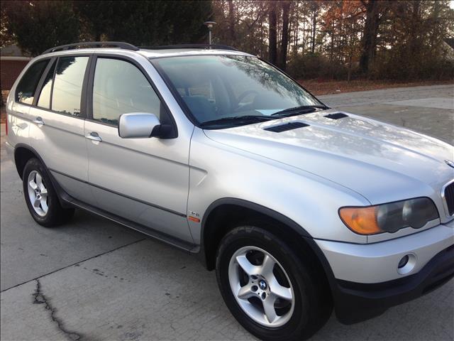 2002 BMW X5 Lightning