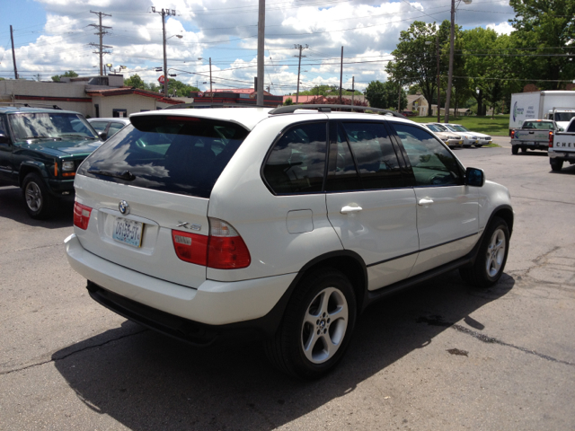 2002 BMW X5 Lightning