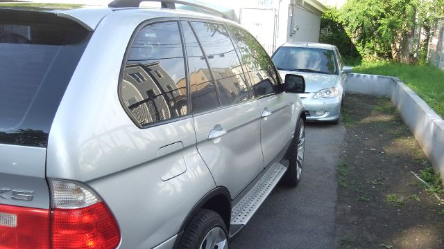 2002 BMW X5 Luxury 4WD